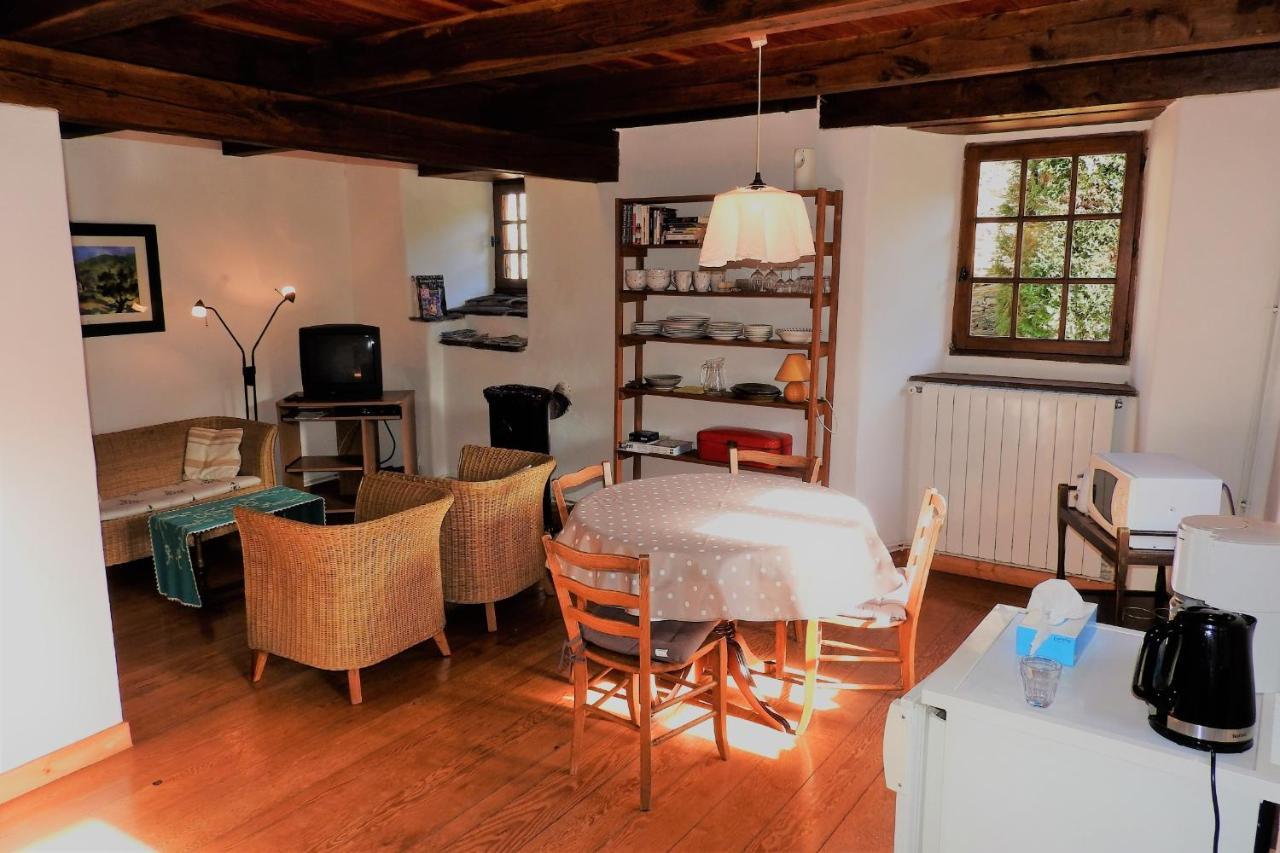 Les Gites Du Mas Brunet Cadix Bagian luar foto